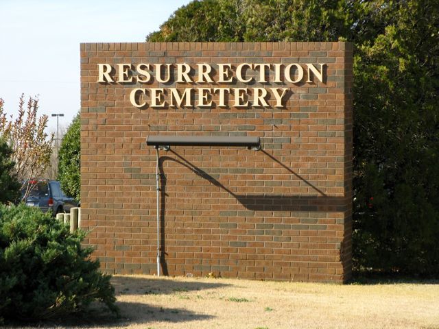 Resurrection Memorial Cemetery