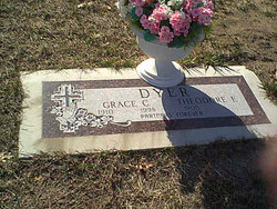 Grace Carol <I>Robinson</I> Dyer 