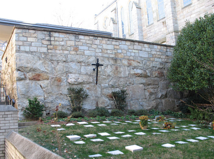 Saint Pauls Episcopal Church Burial Ground