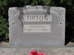 Anne Pearl <I>Lynch</I> Tipton 
