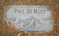 Paul DeMott 