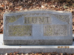 Sue <I>Barker</I> Hunt 