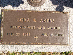 Lora Elizabeth “Toots” <I>Smith</I> Akers 