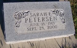 Sarah E Petersen 