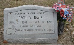 Cecil VanDruff Davis 