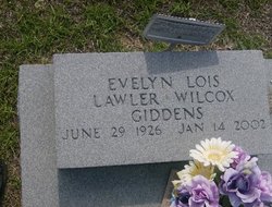 Evelyn Lois <I>Lawler</I> Giddens 