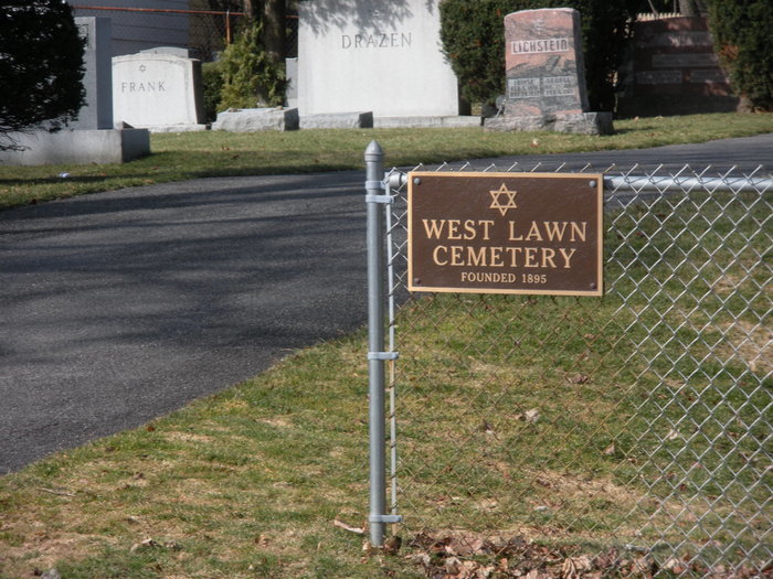 West Lawn Cemetery