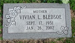 Vivian L <I>Nave</I> Bledsoe 