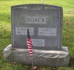 Maxwell R Noack 