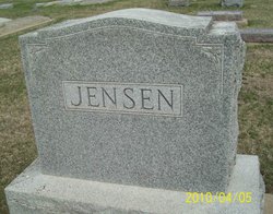 Kirsten <I>Petersen</I> Jensen 