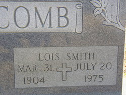 Lois Maureen <I>Smith</I> Holcomb 