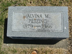 Alvina Marie <I>Hoese</I> Petzing 