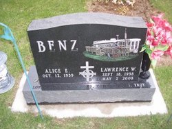 Lawrence W “Larry” Benz Jr.
