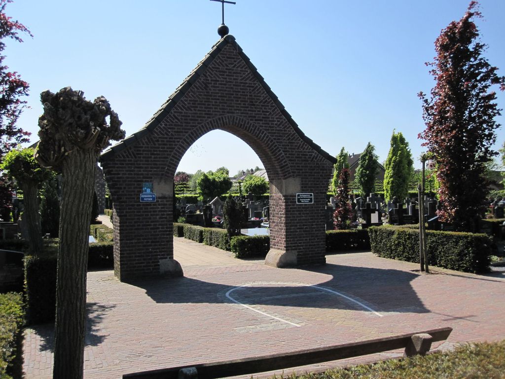 Heesch Roman Catholic Cemetery