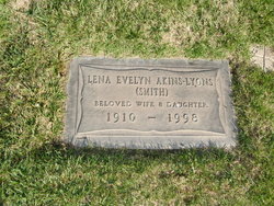Lena Evelyn <I>Smith</I> Akins Lyons 