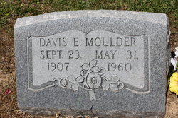 Davis Earl Moulder 