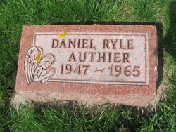 Daniel Ryle Authier 