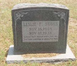 Leslie F Suggs 