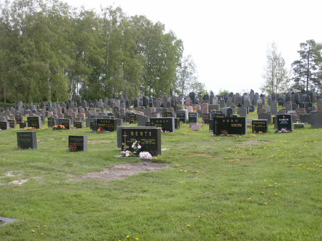 Kvevlax Cemetery
