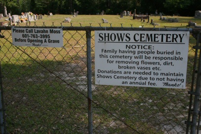 Shows Cemetery