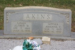 Amanda E “Mandy” <I>Akins</I> Akins 