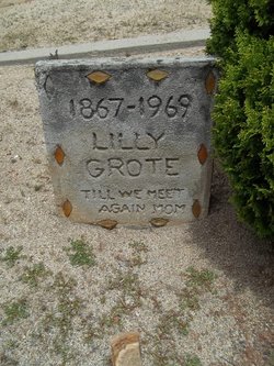 Lilly Grote 