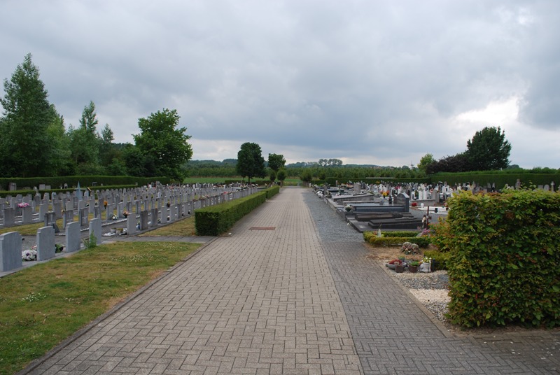 Denderwindeke Communal Cemetery