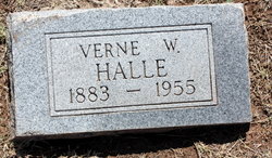 Verne W Halle 