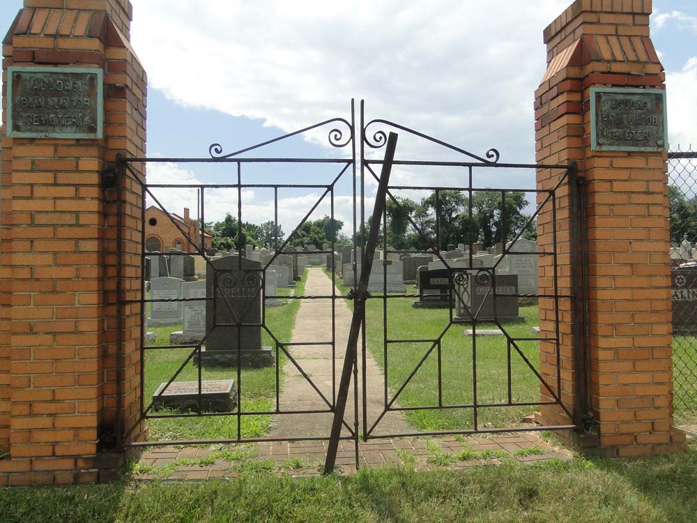 Agudas Bnai Jacob Lodge Cemetery