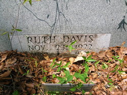 Ruth <I>Davis</I> Davis 
