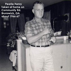 Pearlie Henry 