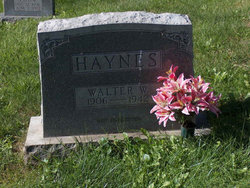 Walter W Haynes 