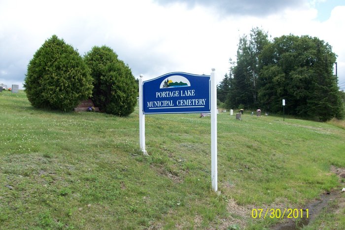Portage Lake Municipal Cemetery