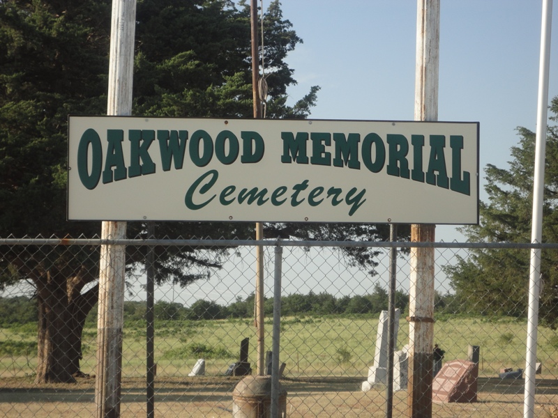 Oakwood Memorial Cemetery