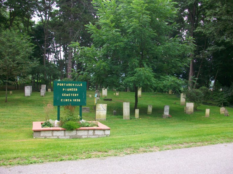 Portageville Pioneer Cemetery