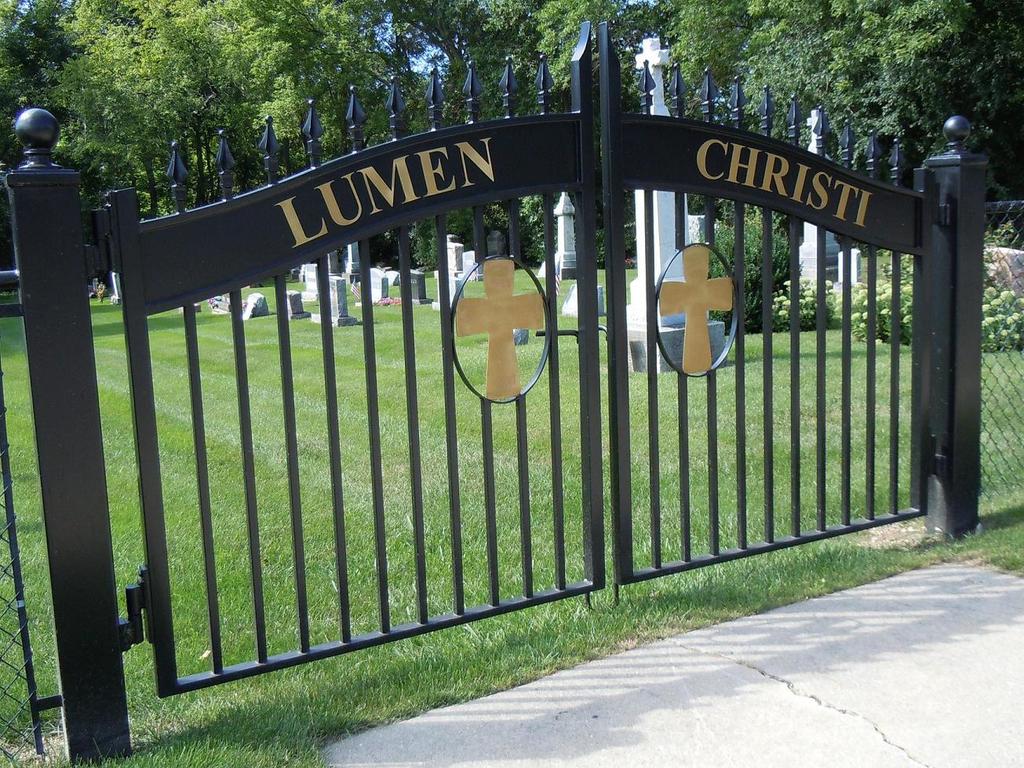 Lumen Christi Cemetery