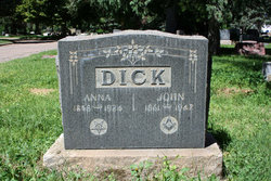 Anna Dick 