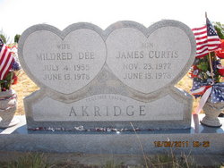 Mildred Dee <I>Davis</I> Akridge 