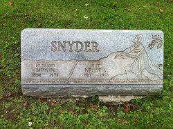 Nellie V Snyder 