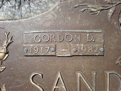 Gordon Delbert Sanderson 