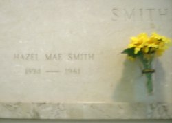 Hazel Mae <I>Mizner</I> Smith 