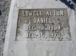 Lowell Alton Daniel 