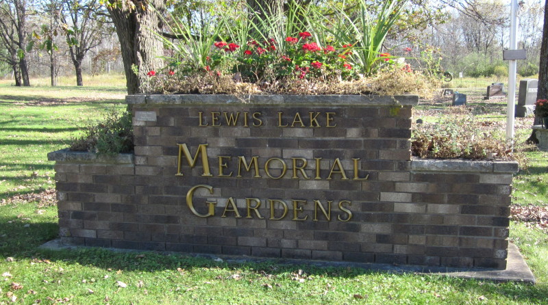 Lewis Lake Memorial Gardens