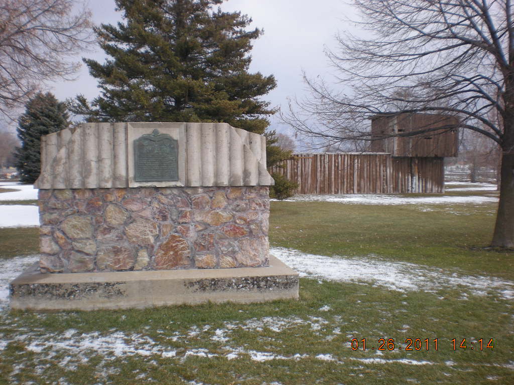 Fort Field Graveyard