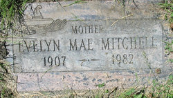 Evelyn Mae <I>Guyll</I> Mitchell 