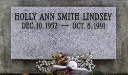 Holly Ann <I>Smith</I> Lindsey 