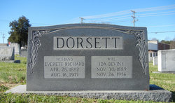Everett Richard Dorsett 