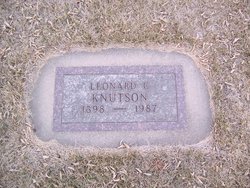 Leonard C Knutson 