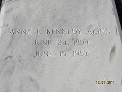 Anne Elizabeth “Bessie” <I>Kennedy</I> Akins 