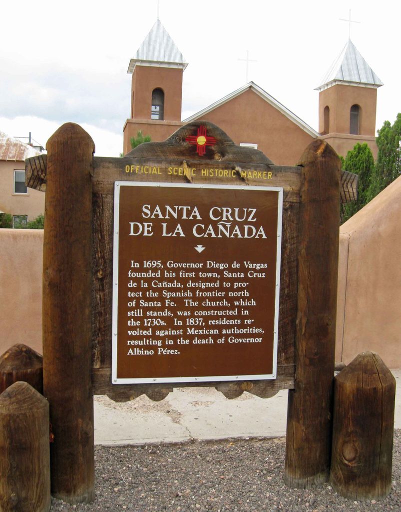 Church of Santa Cruz de la Canada Cemetery